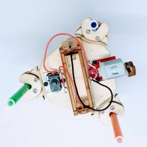 Make a STEM kit that wobbles and draws!  Less plastic, no screens - it's a winner STEM activity.  