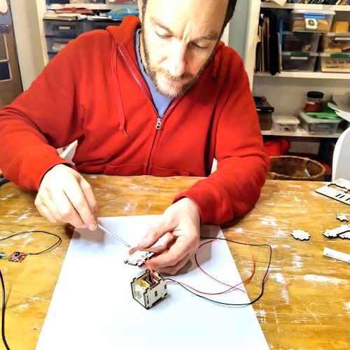 Make a Headtorch Adult level wooden kit